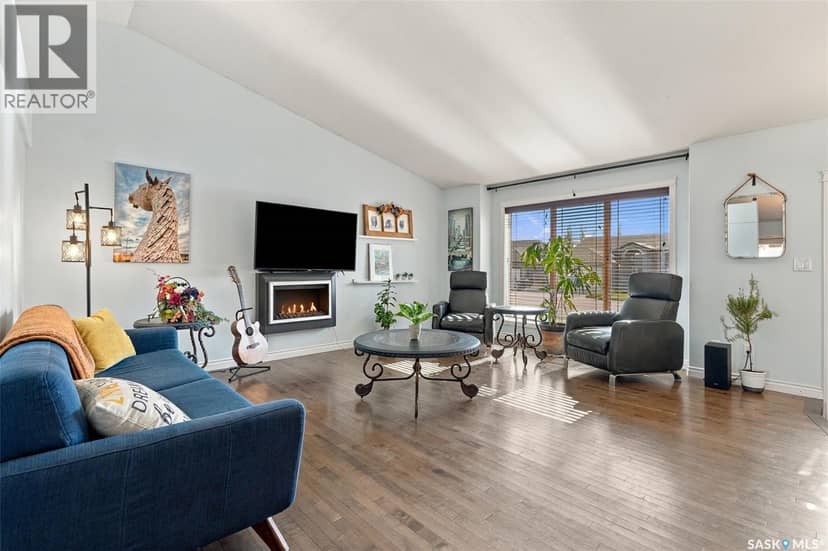 927 Coppermine WAY — photo 4 of 40
