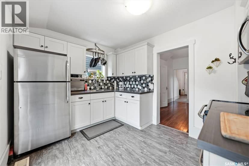 420 I Avenue S — photo 13 of 37