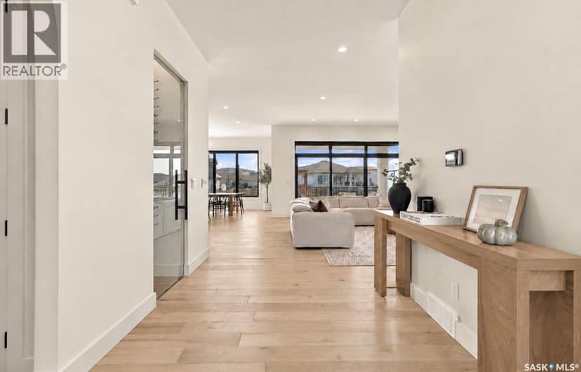 652 Pepper BEND — photo 9 of 40
