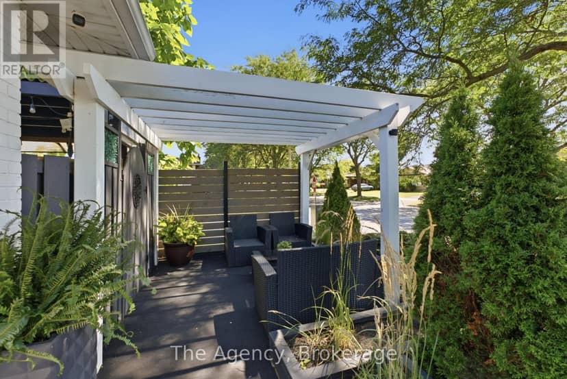 3267 Cattell Drive — photo 27 of 40