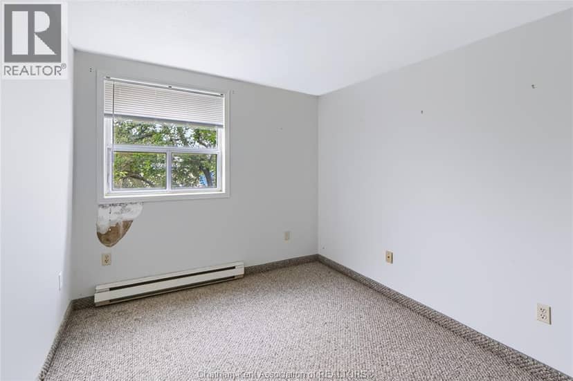 140 PARK AVENUE East Unit# 302, Chatham, photo 7