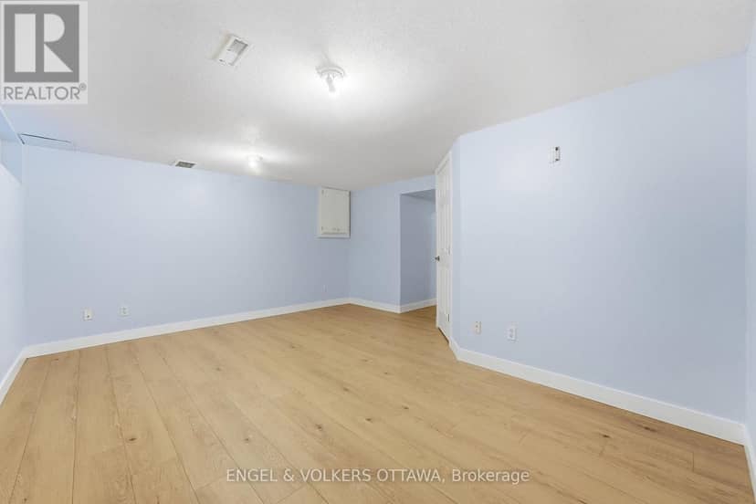 84 Monterey Drive — photo 19 of 26