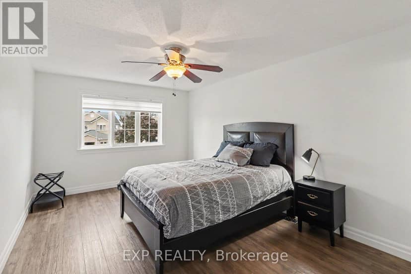 4646 Ogilvie Walk Crescent — photo 13 of 37