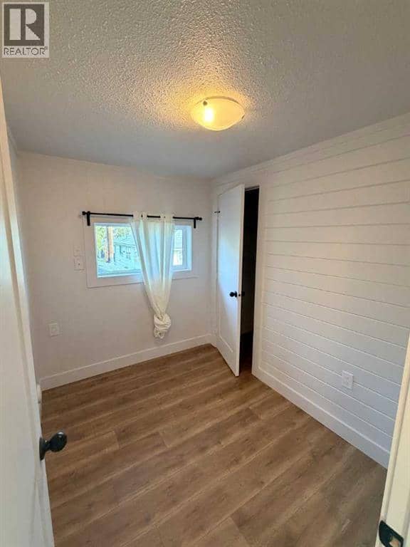 306 47 Avenue W — photo 19 of 37
