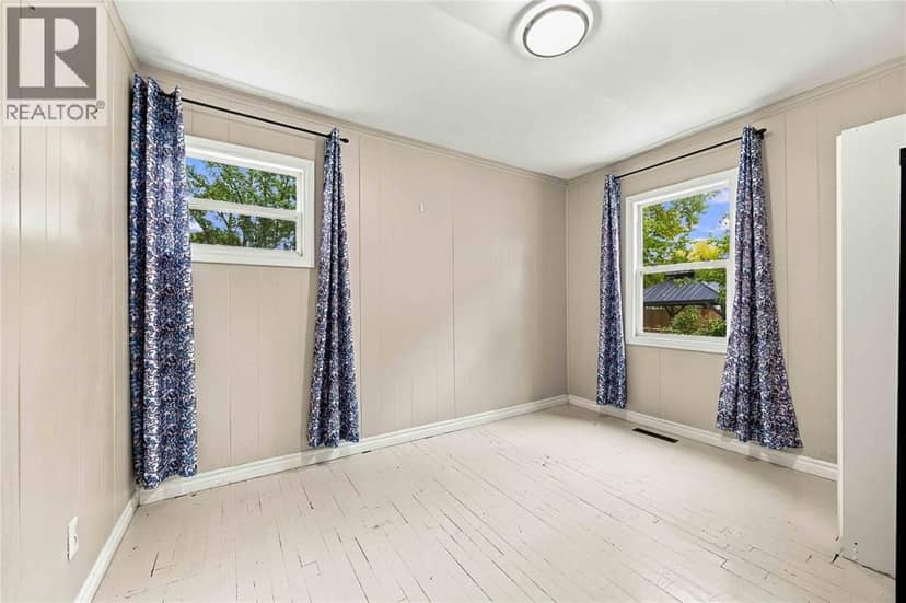 178 EAST STREET North — photo 6 of 13
