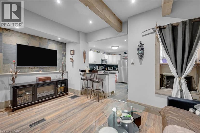 466 CANNON Street E — photo 10 of 30