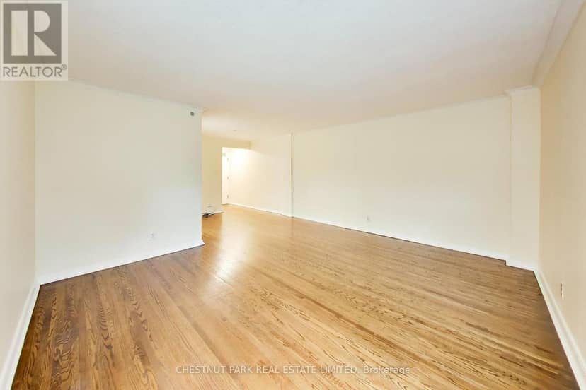 103 - 717 Eglinton Avenue W, Toronto, photo 6