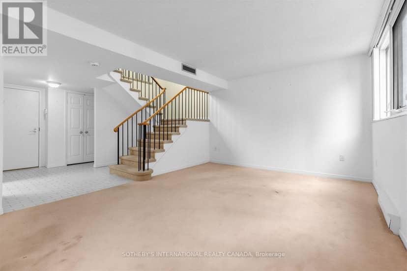 PH6 - 360 Bloor Street E — photo 22 of 40