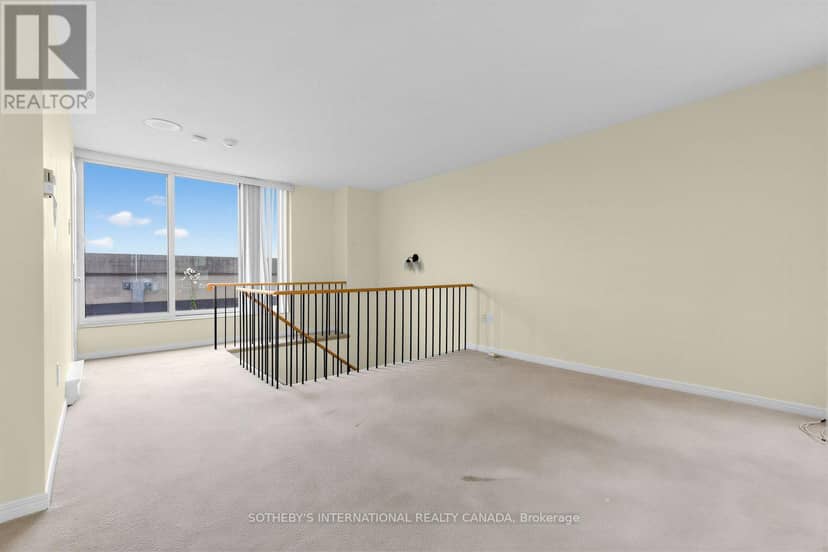 PH6 - 360 Bloor Street E — photo 23 of 40