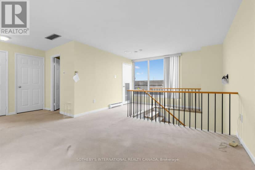 PH6 - 360 Bloor Street E — photo 26 of 40