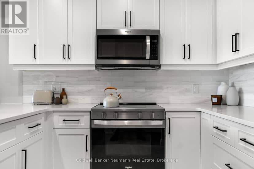 508 - 1882 Gordon Street — photo 14 of 25