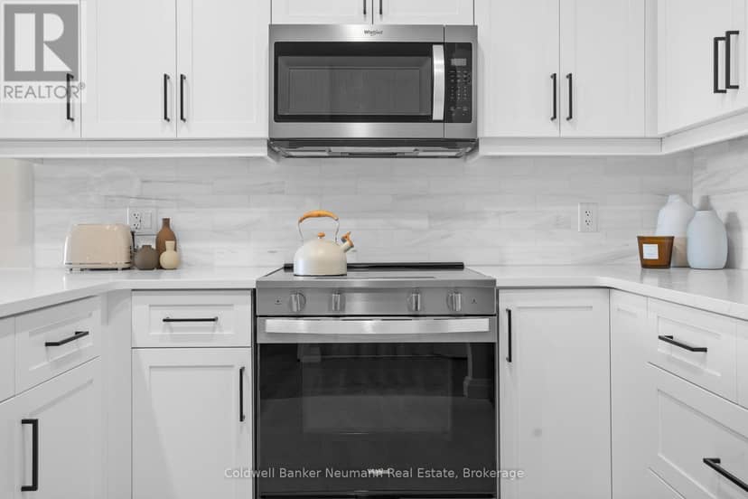 508 - 1882 Gordon Street — photo 15 of 25