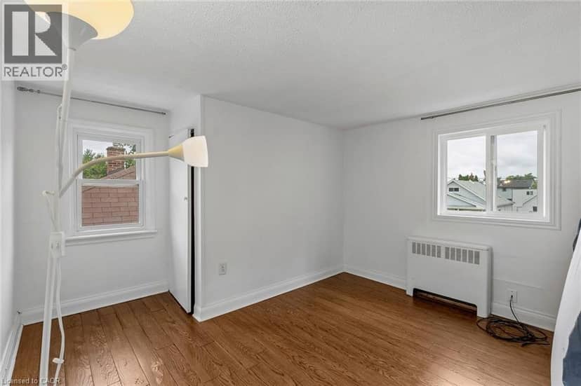 53 KINSEY Street — photo 10 of 32