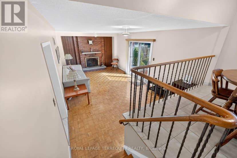 851 Huntingwood Drive — photo 13 of 40