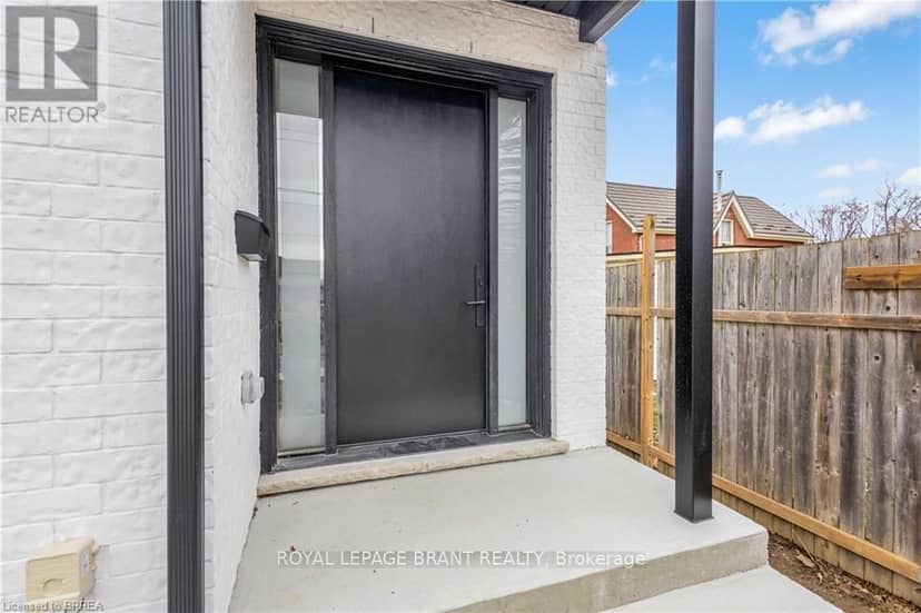 109 Winniett Street — photo 3 of 40