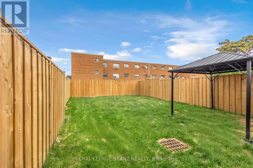 109 Winniett Street — photo 38 of 40
