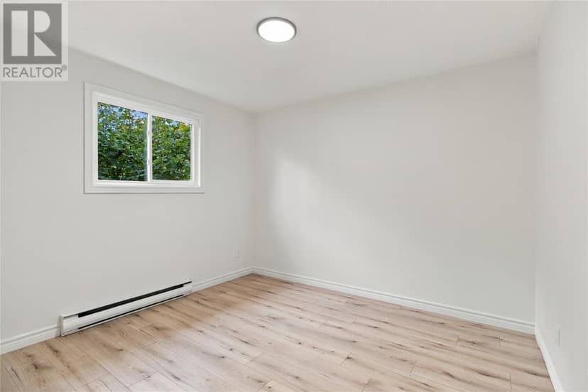 14 Jubilee Place — photo 17 of 31