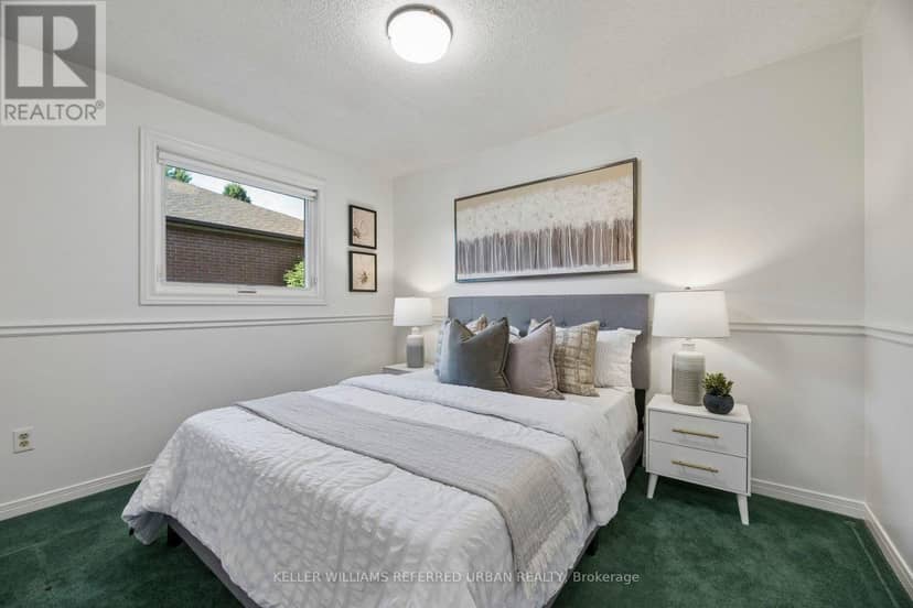 72 Munro Crescent — photo 21 of 40