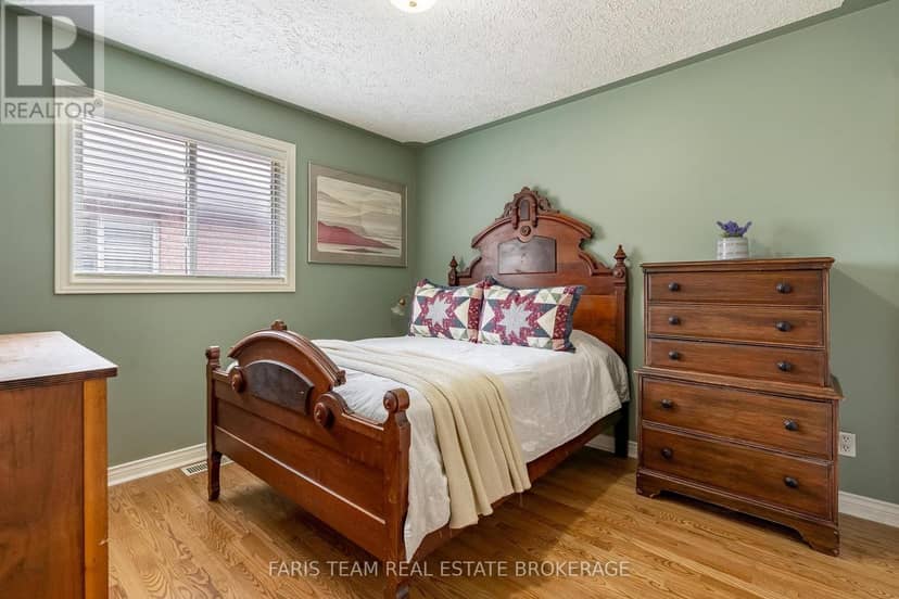 4 Charles Street — photo 12 of 26