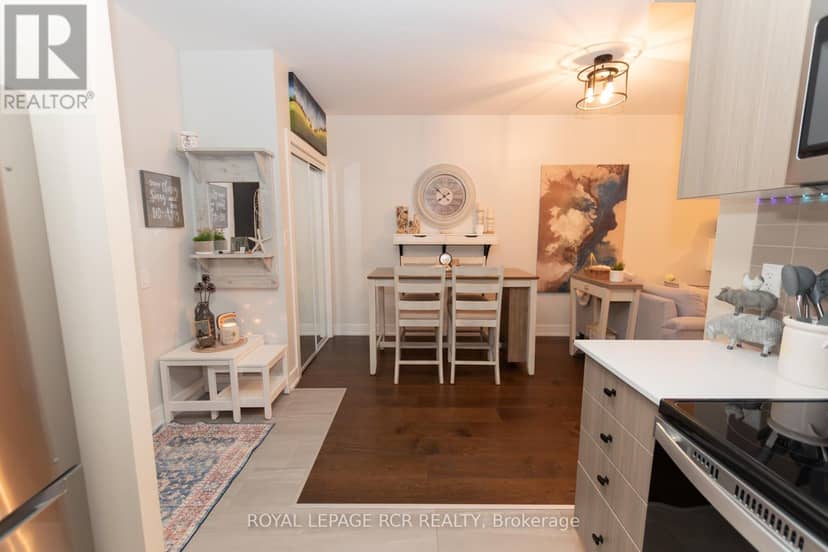 309 - 310 Broadway Avenue — photo 10 of 26