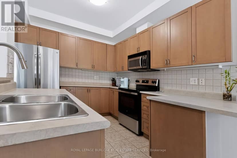 11 - 5151 Upper Middle Road — photo 10 of 38