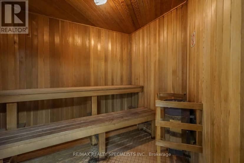 611 - 1 Rowntree Road — photo 40 of 40