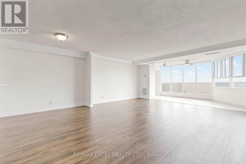 607 - 5280 Lakeshore Road — photo 8 of 40