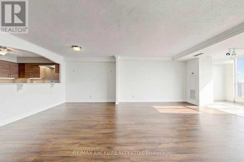 607 - 5280 Lakeshore Road — photo 9 of 40