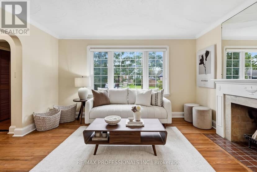 1 Bernice Avenue — photo 6 of 40