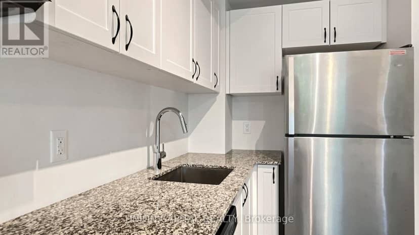 9 - 6 Bicknell Avenue, Toronto, photo 5