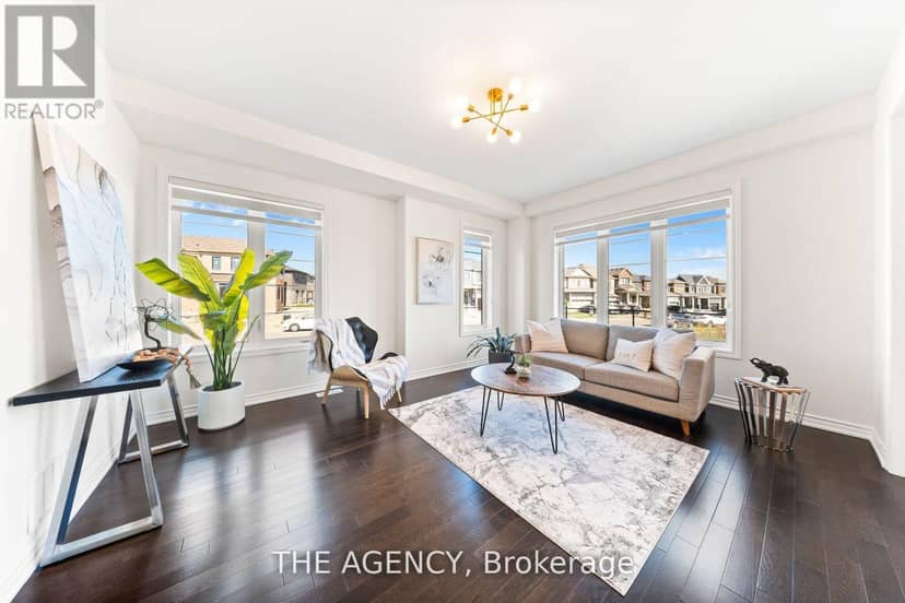 1 Bee Crescent — photo 8 of 40