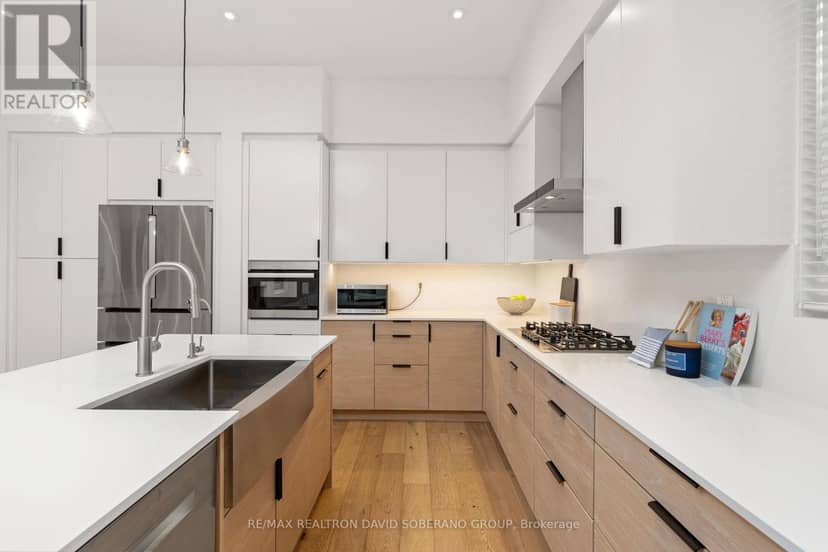 11 Barclay Road — photo 9 of 40