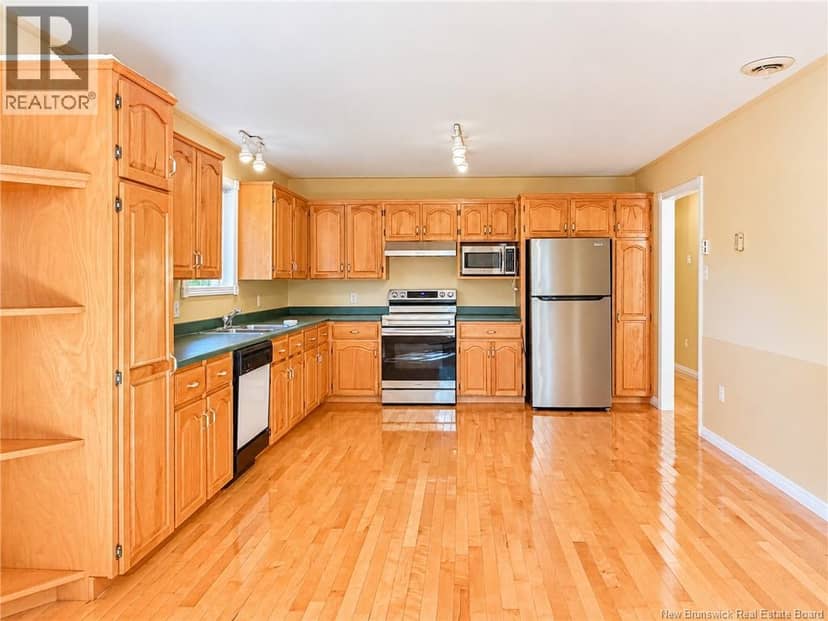 91 Bailey Avenue — photo 17 of 39