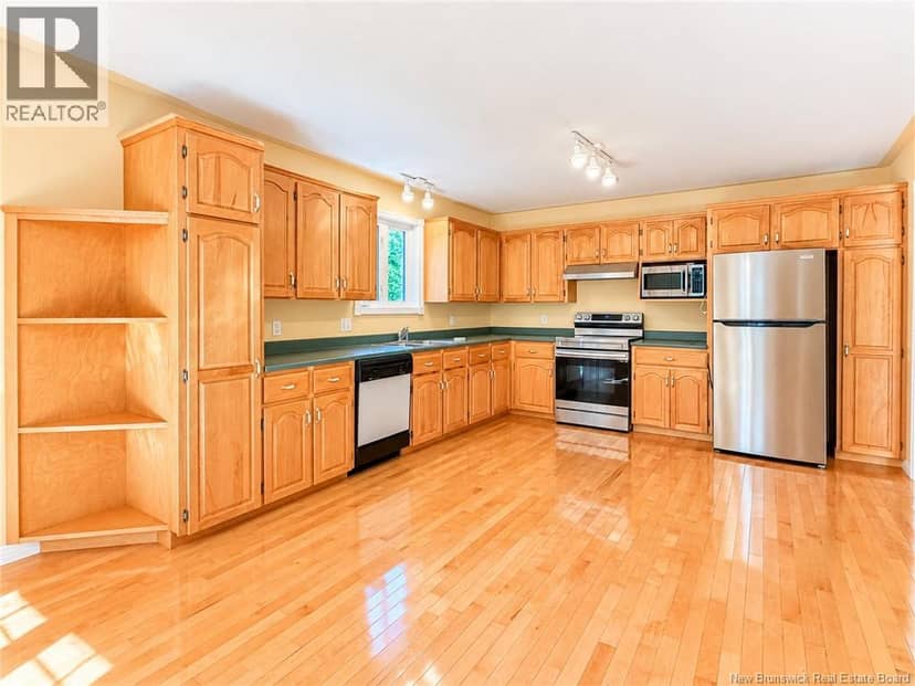 91 Bailey Avenue — photo 18 of 39