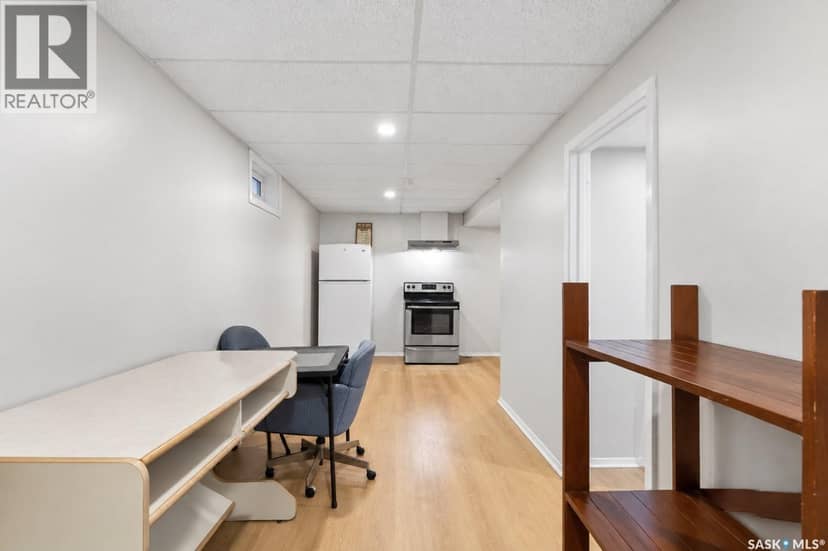 1814 Wilson Crescent — photo 16 of 30