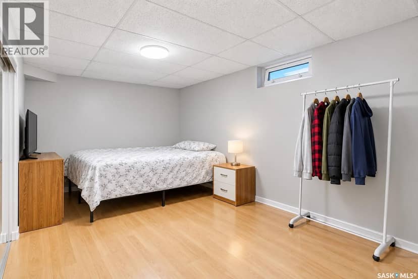 1814 Wilson Crescent — photo 19 of 30