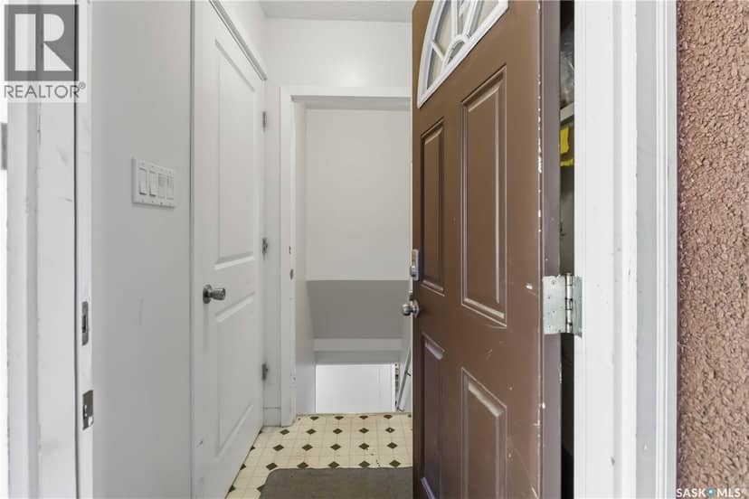 1814 Wilson Crescent — photo 20 of 30