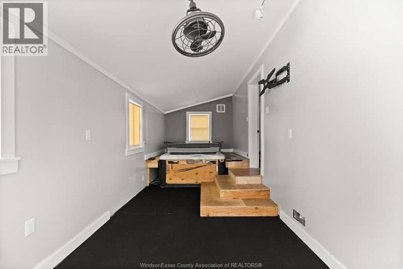 8 Spruce — photo 13 of 21