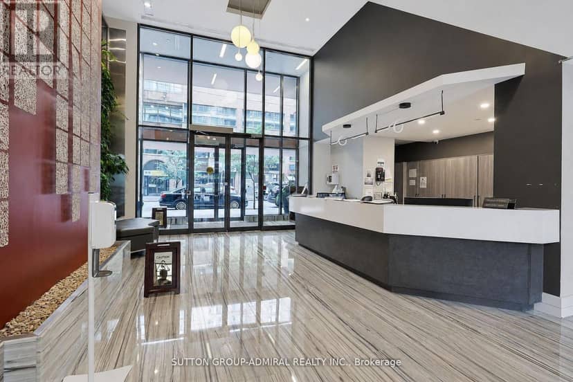 922 - 111 Elizabeth Street — photo 37 of 38
