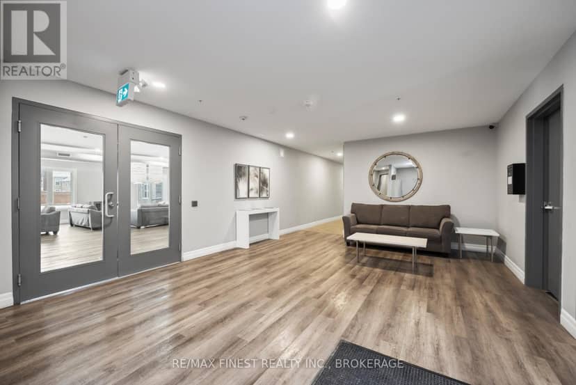 308 - 501 Frontenac Street — photo 6 of 40
