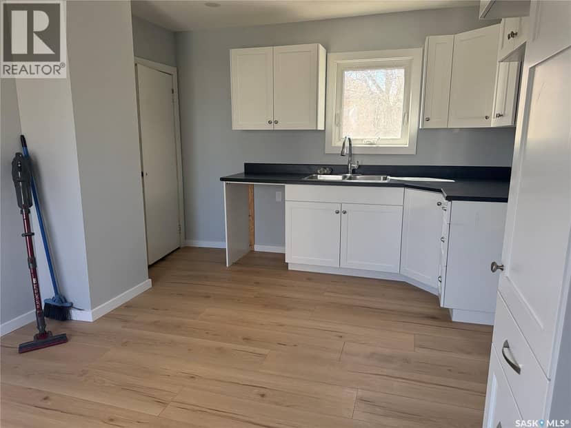 414 3rd AVENUE — photo 3 of 30