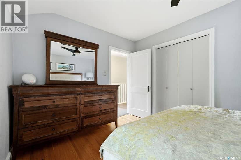 2950 Retallack STREET — photo 12 of 34