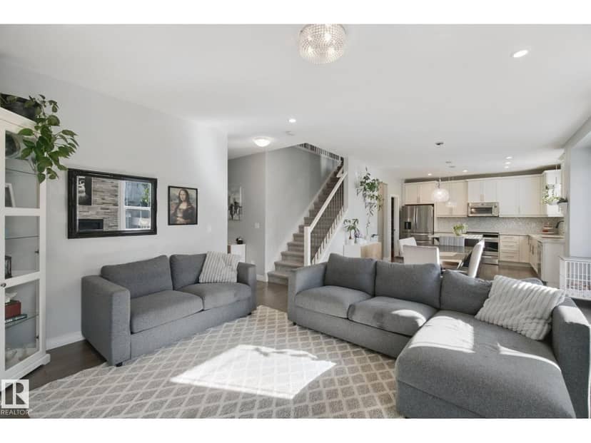 129 Rideau Cr — photo 15 of 40
