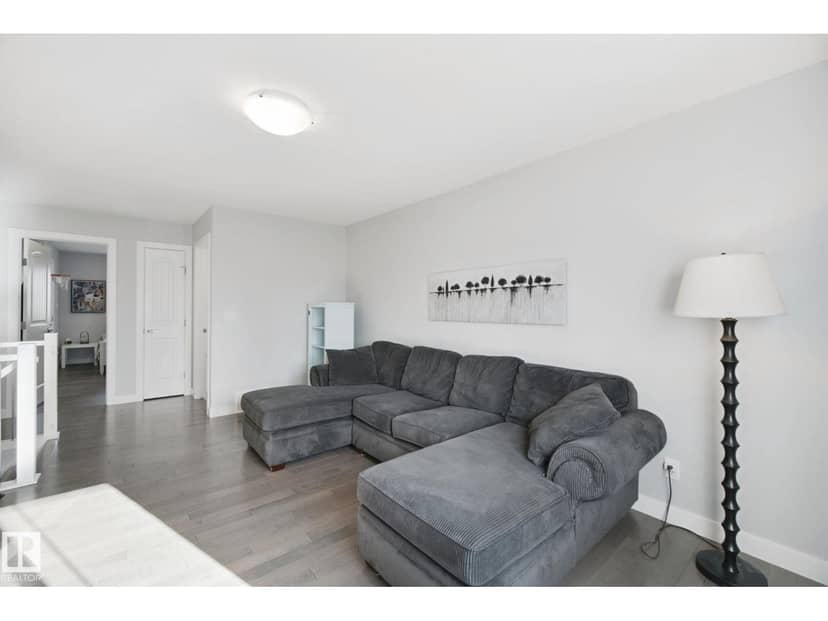 129 Rideau Cr — photo 34 of 40