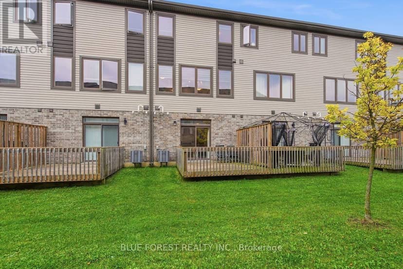2112 Meadowgate Boulevard — photo 38 of 38