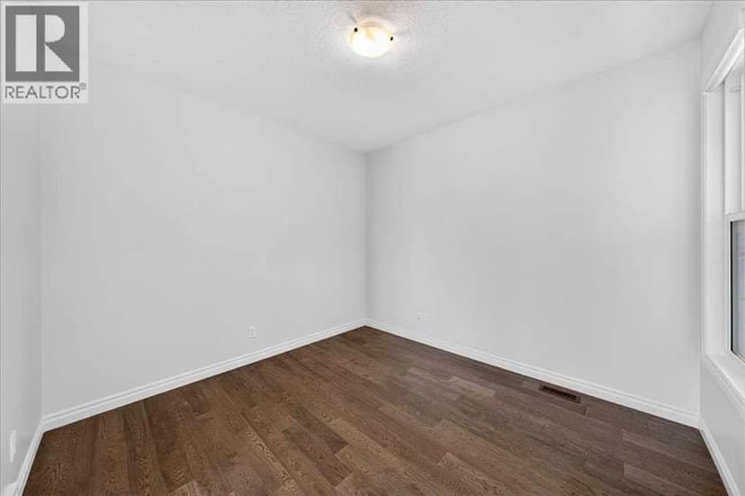 75 Midgrove Drive SW, Airdrie, photo 6