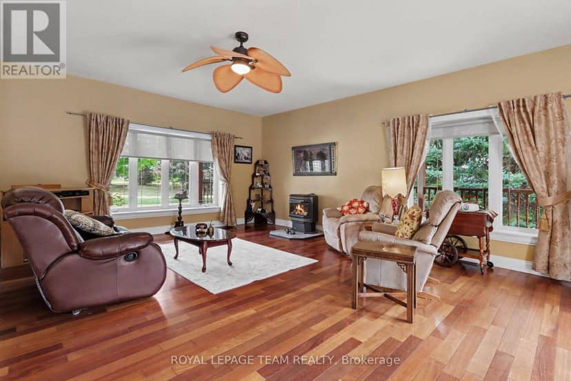 600 Crozier Road — photo 6 of 40