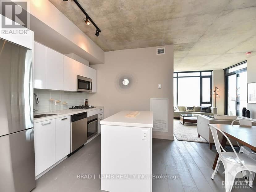 209 - 203 Catherine Street — photo 6 of 18