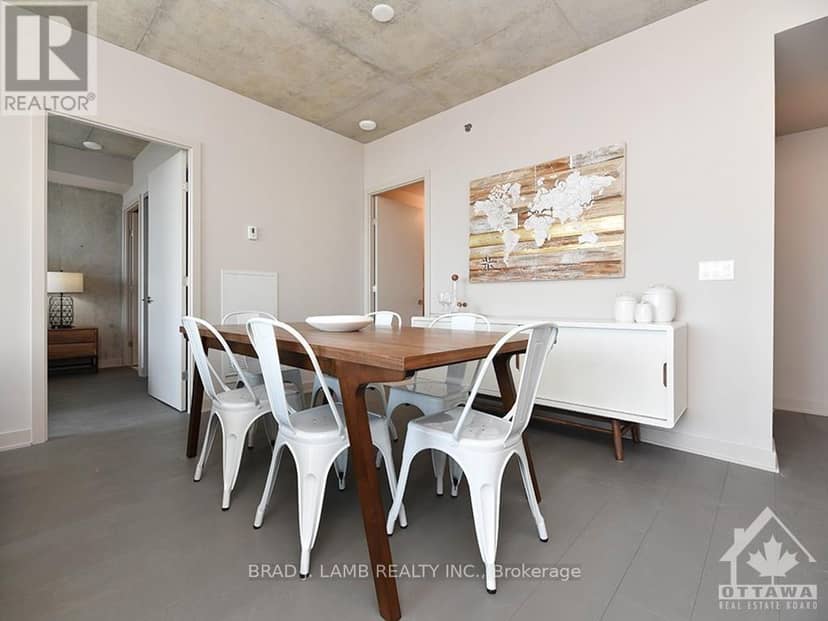 209 - 203 Catherine Street — photo 8 of 18