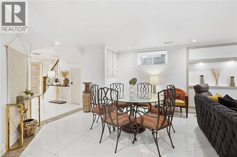 88 ERINGATE Court — photo 25 of 40